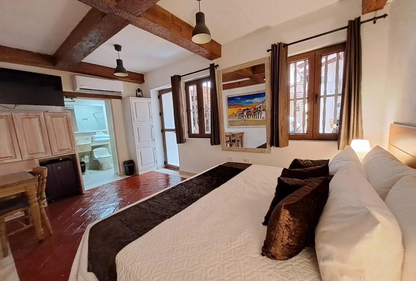 Life Is Good Cartagena Hostel