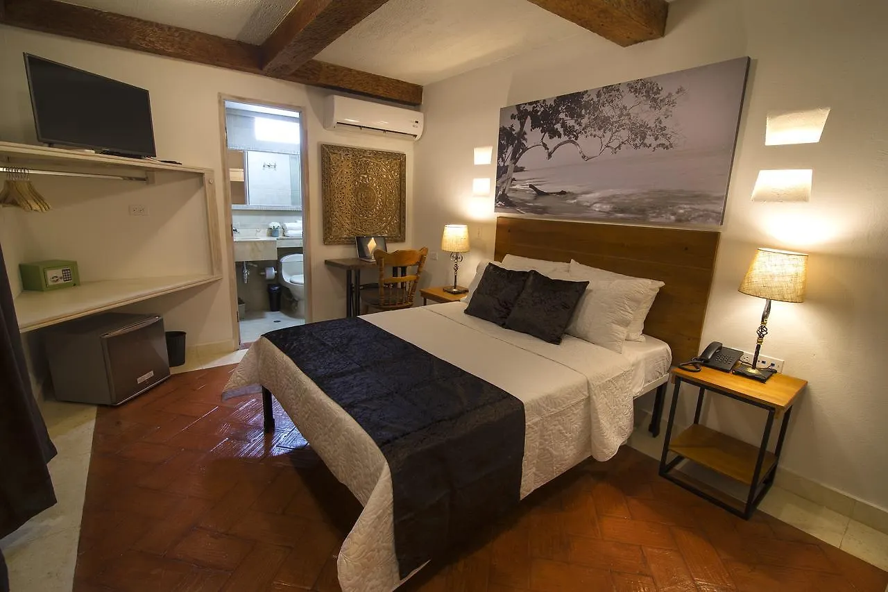 Life Is Good Cartagena Hostel Colombia